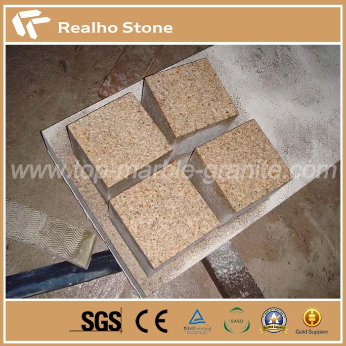 G682 Gele Graniet Cobblestone.jpg G682 Yellow Granite Cobblestone.jpg