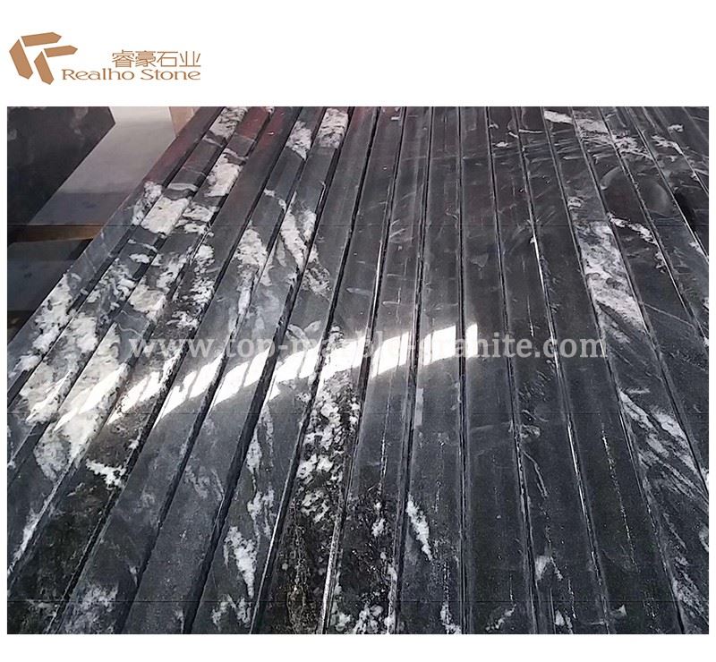 Black and White Granite Kitchen Counterto Eased Edges